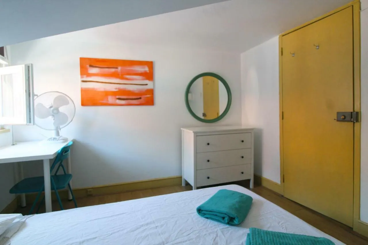** Guest house Room In Marechal Saldanha 3Rd Floor Lisbon Portugal