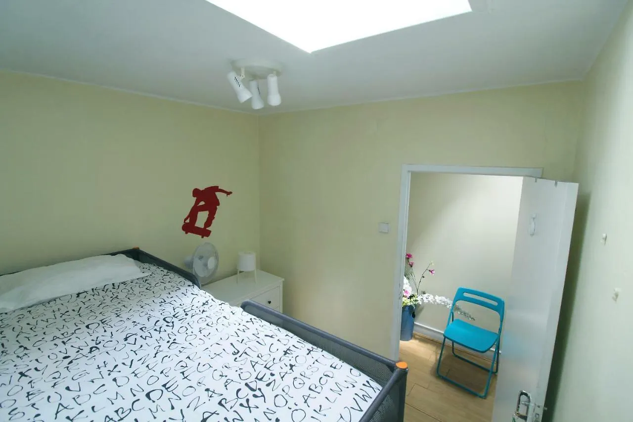 Guest house Room In Marechal Saldanha 3Rd Floor Lisbon